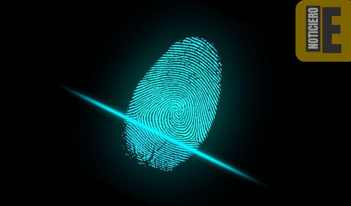 Nanomaterial fluorescente revoluciona la detección de huellas invisibles Nanomaterial fluorescente revoluciona la detección de huellas invisibles