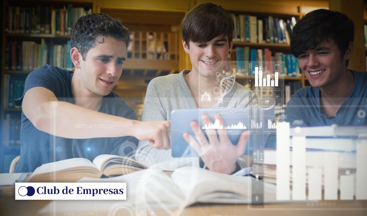 Smile.CX Academy y Universidad ESAN lanzan programa ejecutivo para transformar la atención al cliente con inteligencia artificial Smile.CX Academy y Universidad ESAN lanzan programa ejecutivo para transformar la atención al cliente con inteligencia artificial