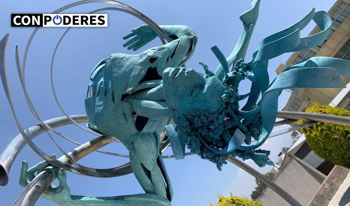 La escultora que convierte la danza en obras de arte met&aacute;licas