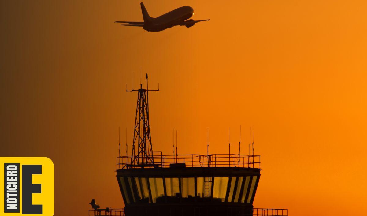 Protesta de controladores a&eacute;reos en Argentina paraliza vuelos y afecta a 8.000 pasajeros