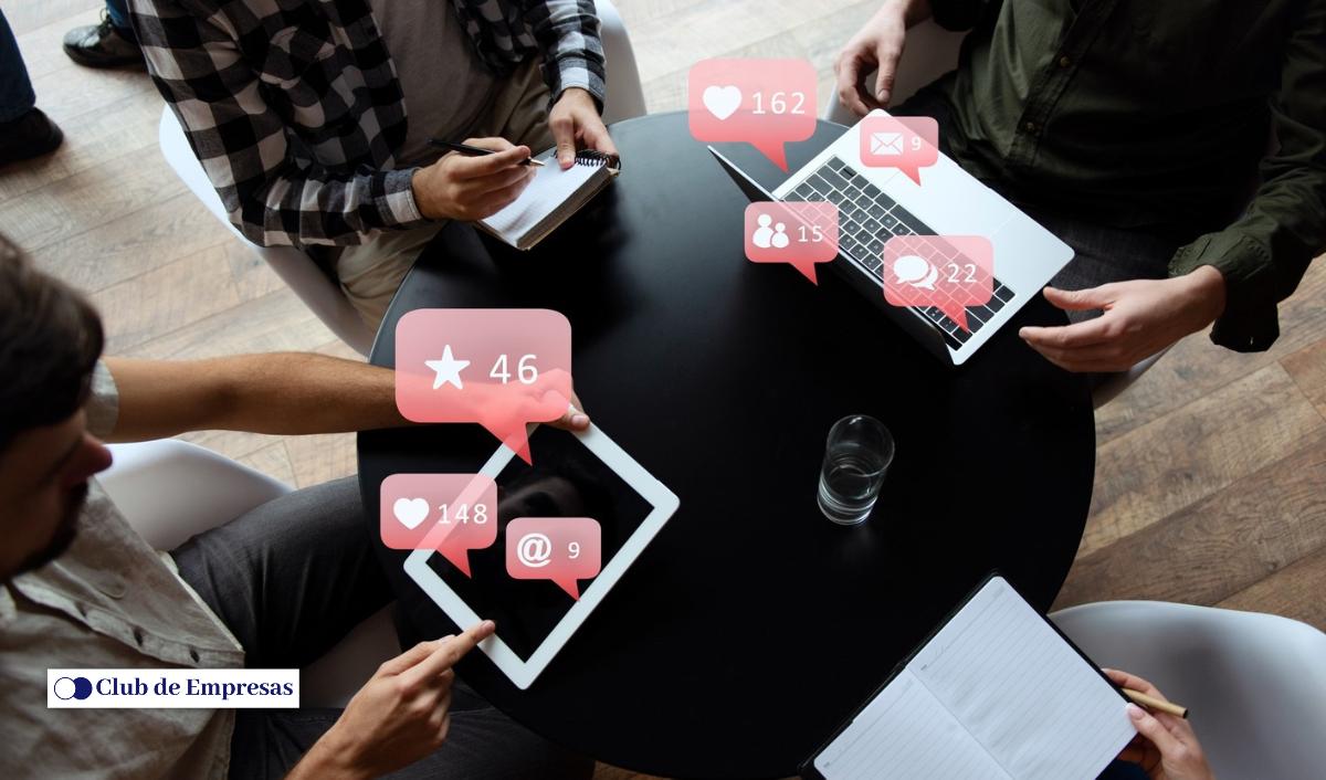 Redes sociales B2B: Estrategias de conversi&oacute;n para tomadores de decisiones