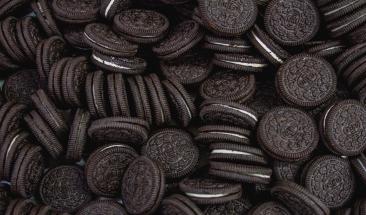 "Ore&oacute;metro" separa galletas Oreo de manera perfecta