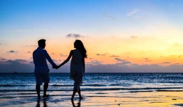 Compartir tu ubicaci&oacute;n con tu pareja, &iquest;muestra de amor o desconfianza?