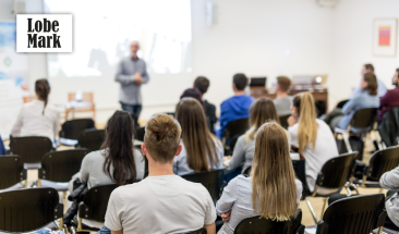 Evoluci&oacute;n de los servicios de gesti&oacute;n financiera en el sector educativo peruano