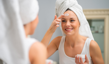 Consejos de belleza para&nbsp;mejorar el aspecto de tu piel a corto plazo
