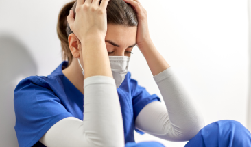 Las agresiones a la profesi&oacute;n m&eacute;dica baten r&eacute;cord en 2022