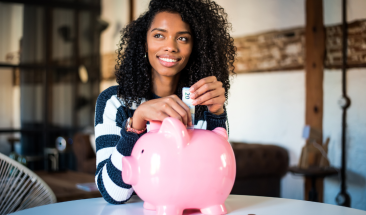 La historia detr&aacute;s de por qu&eacute; las alcanc&iacute;as tienen forma de cerdito