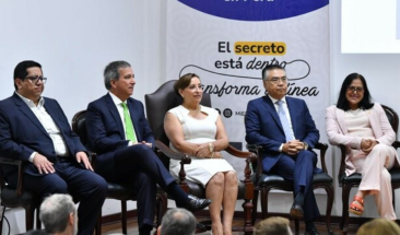 Gobierno y sector privado firman compromiso hacia una producci&oacute;n responsable con el ambiente