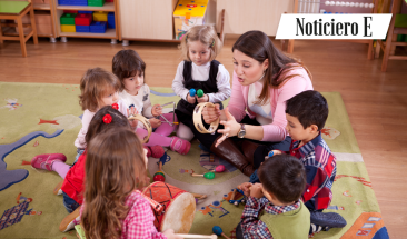 D&iacute;a del Maestro en Per&uacute;: Forjadores de conocimiento y valores