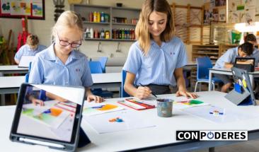 Espa&ntilde;a: s&oacute;lo el 36% de los adolescentes cumple con las horas de uso de tecnolog&iacute;a recomendadas: &iquest;c&oacute;mo regular esto?