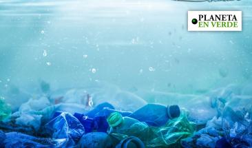 Residuos pl&aacute;sticos invaden las playas de Galicia, Espa&ntilde;a