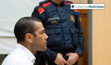 Futbolista brasile&ntilde;o Dani Alves es condenado por violaci&oacute;n a una joven en discoteca