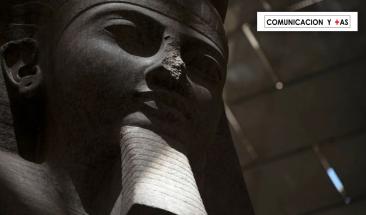 Descubren la parte superior del coloso Ramses II