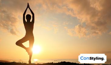 Eleva tu bienestar y productividad con el yoga en el trabajo