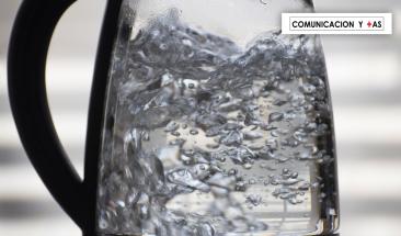 C&oacute;mo purificar el agua en casa para eliminar micropl&aacute;sticos