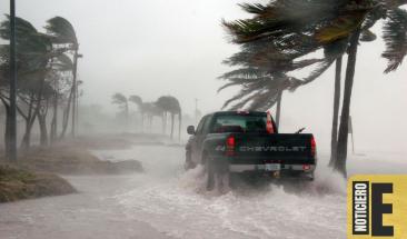 Hurac&aacute;n Milton impacta Florida causando apagones e inundaciones graves