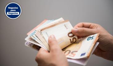 El euro se desploma frente a un d&oacute;lar fortalecido: &iquest;Qu&eacute; est&aacute; impulsando la ca&iacute;da?