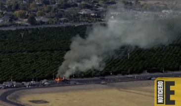 Avi&oacute;n en despegue impacta veh&iacute;culo y deja cinco muertos