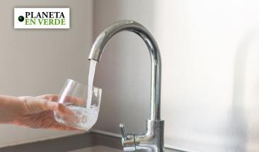 Francia aprueba hist&oacute;rica ley contra los "qu&iacute;micos eternos"