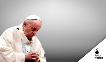 Papa Francisco sigue hospitalizado por neumon&iacute;a bilateral