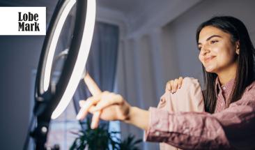 Youtubers, tiktokers e influencers son la nueva teletienda que genera confianza