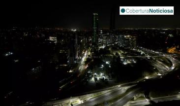 Chile se recupera del apag&oacute;n masivo mientras Boric responsabiliza al sector privado