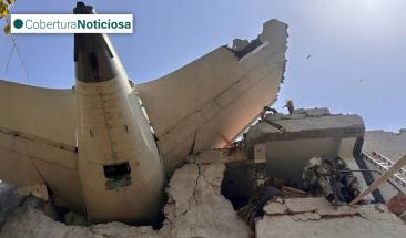 Avión en india sufre accidente aéreo con más de 240 personas a bordo Avión en india sufre accidente aéreo con más de 240 personas a bordo