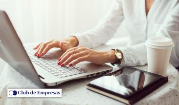 Trabajo híbrido en Pymes: cómo convertir la flexibilidad en ventaja competitiva Trabajo híbrido en Pymes: cómo convertir la flexibilidad en ventaja competitiva