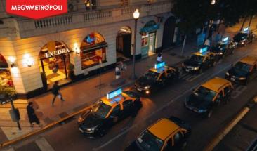 Taxis con pantallas publicitarias apuestan por el crecimiento del DOOH en Buenos Aires Taxis con pantallas publicitarias apuestan por el crecimiento del DOOH en Buenos Aires