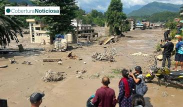 Inundaci&oacute;n en Nepal y T&iacute;bet deja al menos 95 muertos y 400 desaparecidos